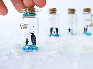 “I love You MOM” Penguin Gift Bottle - AwwBottles